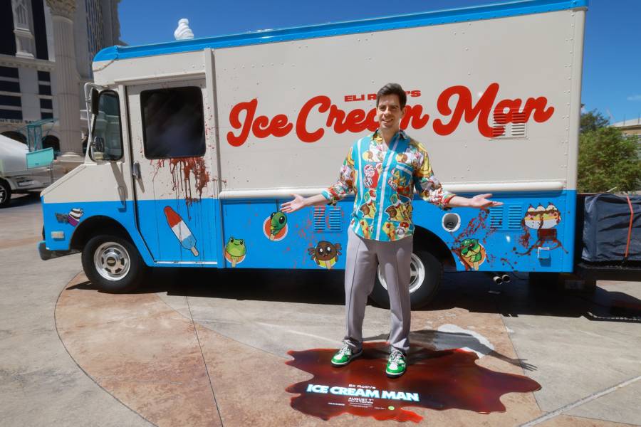 Eli Roth CinemaCon Hot Pics.jpg