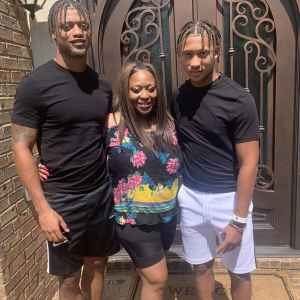 Atlanta Falcons Players Aunt Dead at 49 After Car Wreck