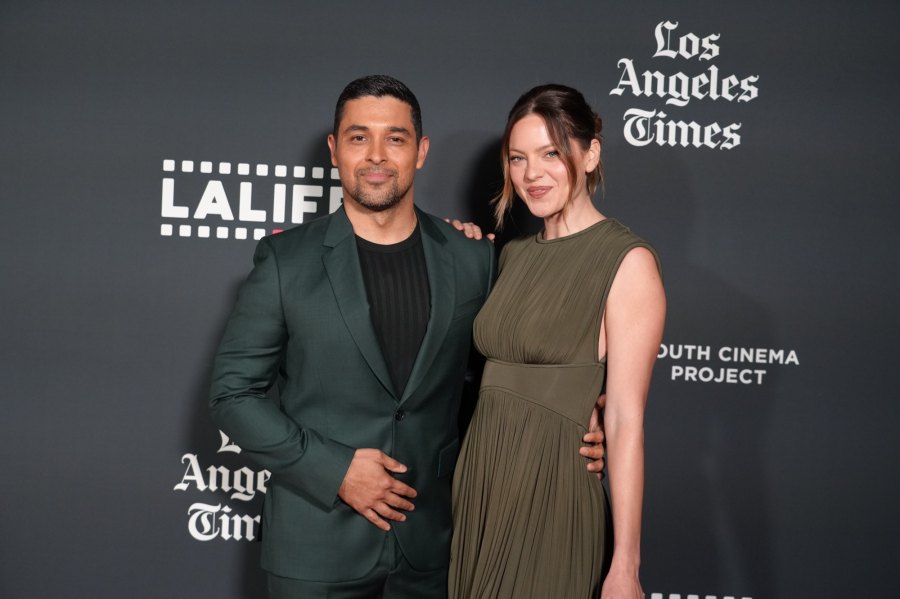 Wilmer Valderrama and Amanda Pacheco 1 Hot Pics.JPG