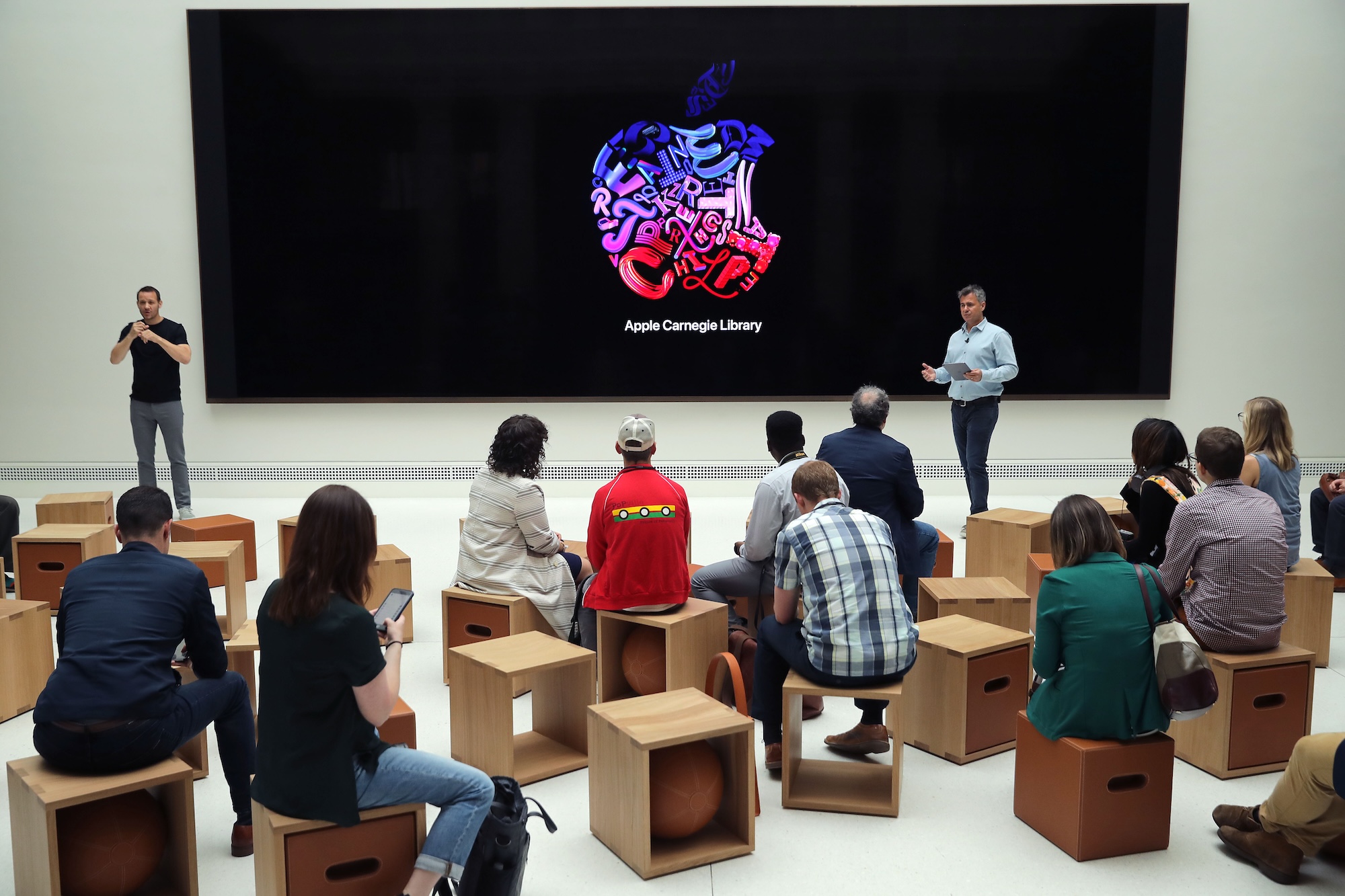 GettyImages-1148021076 Retailtainment Is Reshaping Malls Nationwide, and Here's How to Enjoy It for Free or Nearly Nothing