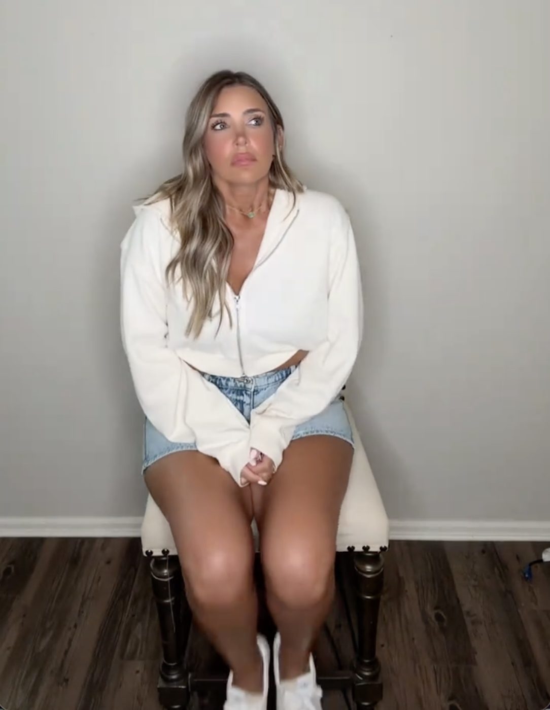 Who Is Sara Gilson What to Know About Influencer Mom Killed by Husband After Pedophile Claims 1