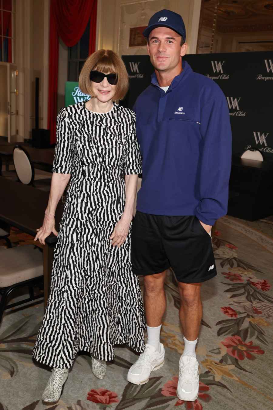 2292371194 Anna Wintour Tommy Paul Hot Pics.jpg