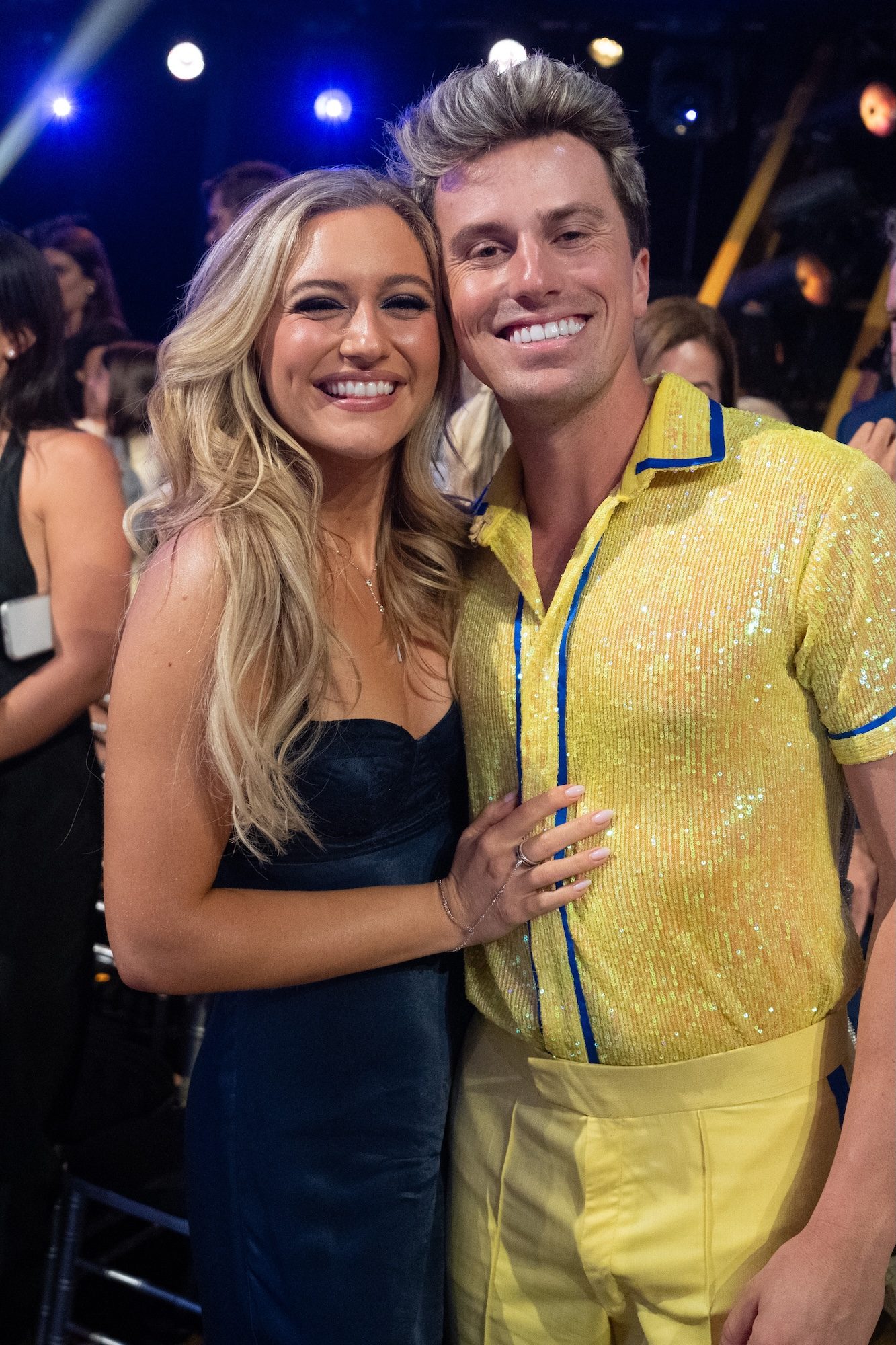 183407EM208491 Maggie Sajak Cheers On Boyfriend Jackson Olson as Jonas Brothers Join Him at Banana Bowl