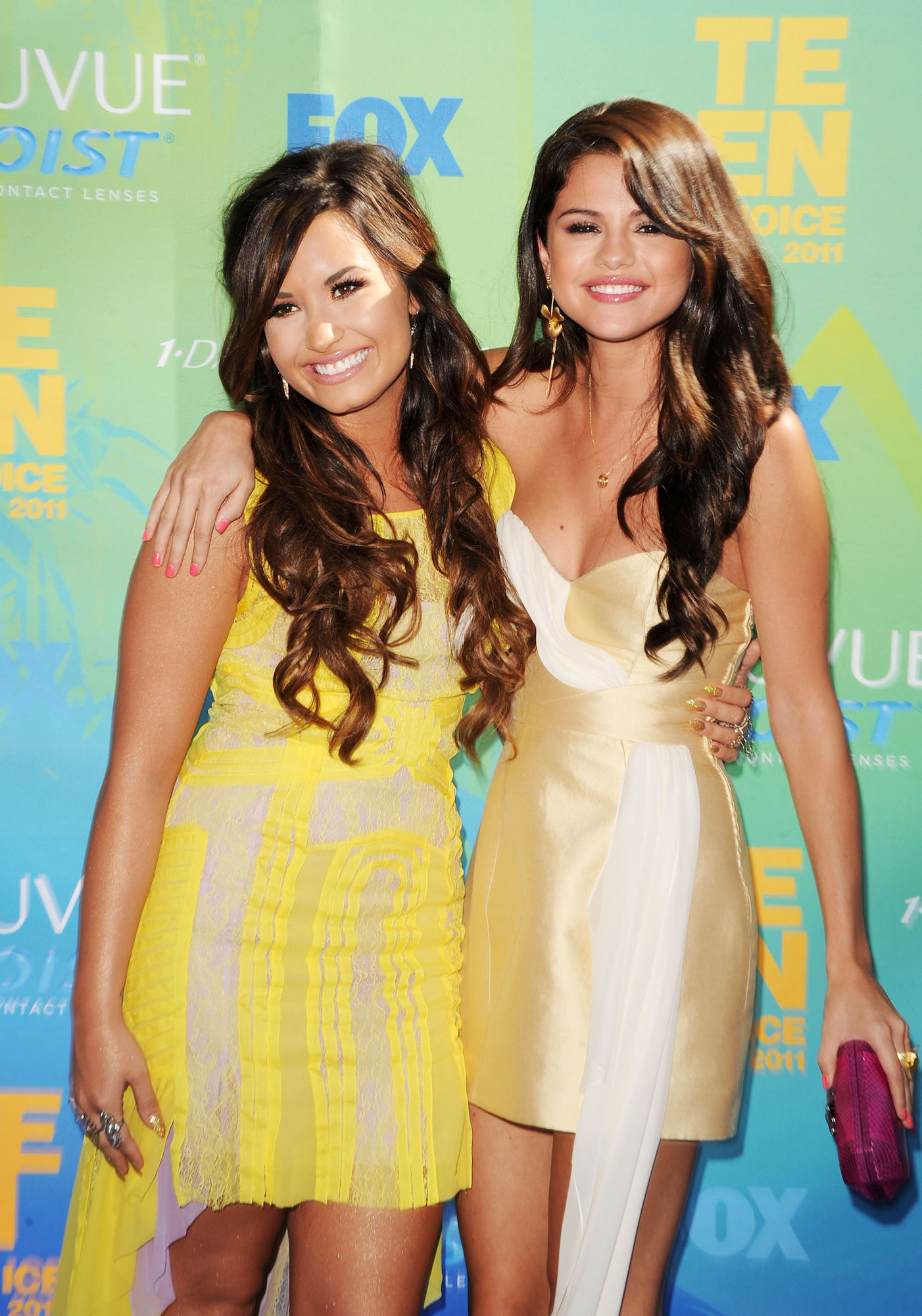 Demi-Lovato-and-Selena-Gomez-2011-TCAs-GettyImages-120618604