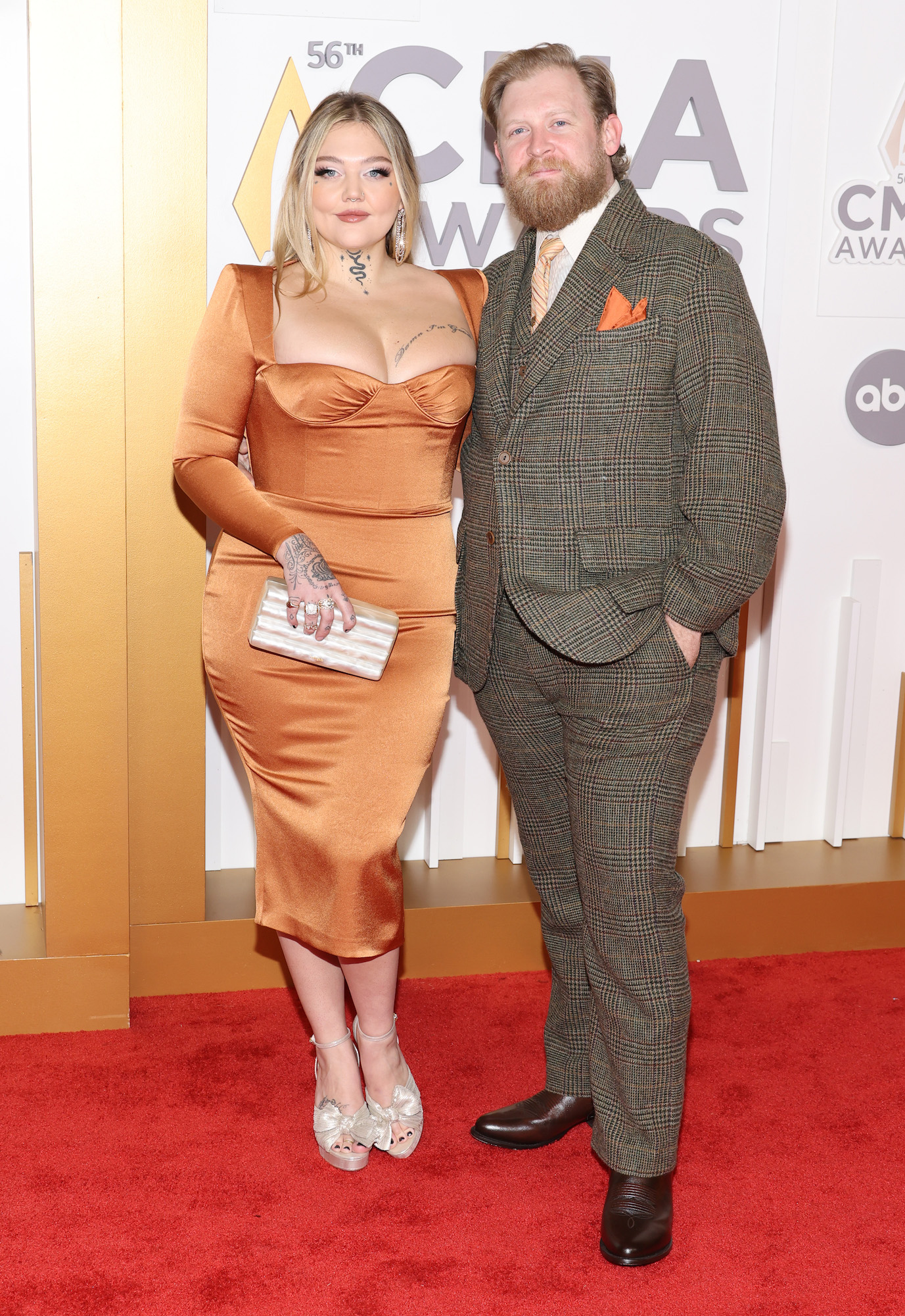 Elle-King-and-Dan-Tooker-GettyImages-1440378997