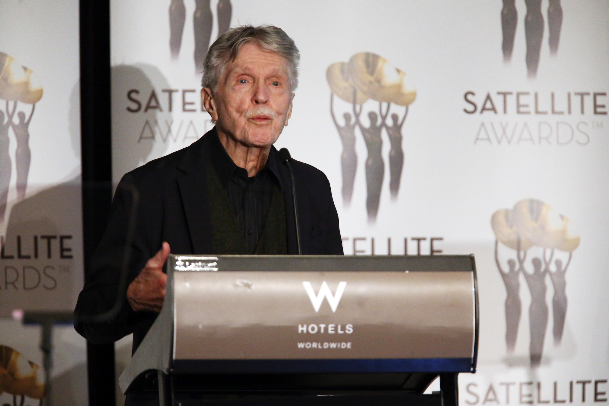 Tom-Skerritt-GettyImages-1389232504